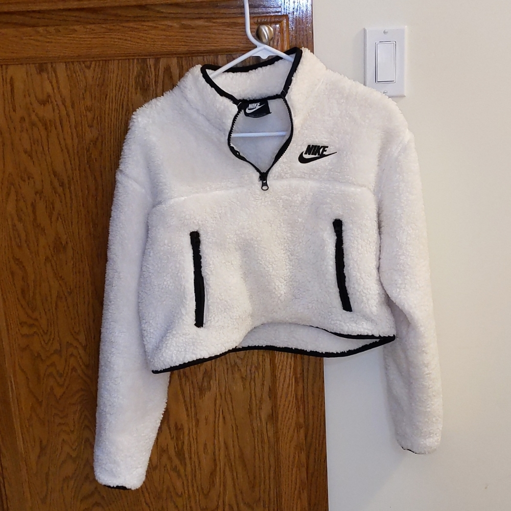 Nike Sherpa Crop Hoodie
